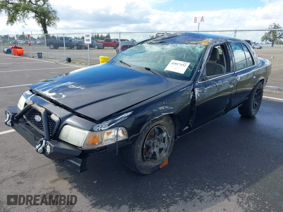2011 Ford Police Interceptor with VIN 2FABP7BV3BX122786, listed as a IAAI auction lot 41817152 with 113,736 mi miles. Bid and sale history available at carsss.com. Image 2.