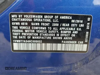 2017 Volkswagen Passat SE z VIN 1VWBT7A34HC005632, wystawiony jako Copart lot #54880335 z przebiegiem 67 425 mil mil oraz Szkoda całkowita • Salvage title. Historia ofert i sprzedaży dostępna na DreamBid. Obrazek 13.