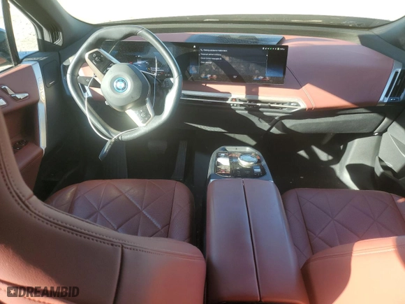 2022 BMW iX xDrive50 with VIN WB523CF00NCK62949, listed as a Copart auction lot 47047805 with 25,035 mi miles and Salvage Title. Bid and sale history available at carsss.com. Image 8.