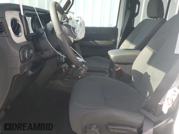 2025 Jeep Wrangler Sahara with VIN 1C4PJXEN5SW526553, listed as a Copart auction lot 54754885 with Not Provided miles and Clean Title. Bid and sale history available at DreamBid. Image 7.