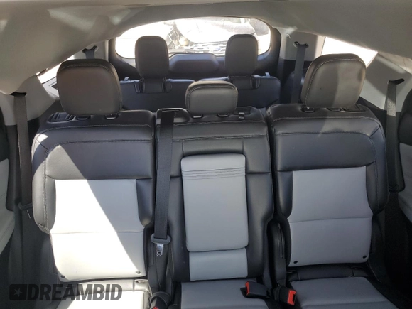 2022 Ford Explorer XLT с VIN 1FMSK8DH9NGC12343, выставлен на аукционе Copart как лот 54416395 с пробегом 32 880 миль миль и Списание • Salvage title. История ставок и продаж доступна на DreamBid. Изображение 10.