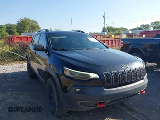 2019 Jeep Cherokee Trailhawk с VIN 1C4PJMBX3KD483895, выставлен на аукционе IAAI как лот 42696774 с пробегом 122 932 миль миль и . История ставок и продаж доступна на DreamBid. Изображение 1.