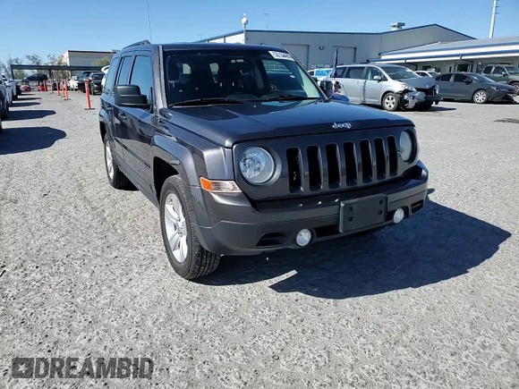 2015 Jeep Patriot Altitude z VIN 1C4NJRBB5FD143422, wystawiony jako Copart lot #56738425 z przebiegiem 148 475 mil mil oraz Szkoda całkowita • Salvage title. Historia ofert i sprzedaży dostępna na DreamBid. Obrazek 14.