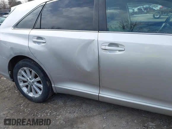 2009 Toyota Venza with VIN 4T3BE11A59U004741, listed as a IAAI auction lot 41856076 with 199,965 mi miles. Bid and sale history available at carsss.com. Image 6.