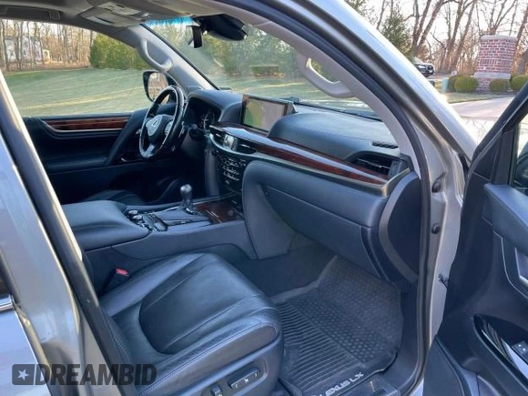 2020 Lexus LX 570 with VIN JTJDY7AX7L4332820, listed as a Copart auction lot 52223565 with 102,417 mi miles and Clean title. Bid and sale history available at DreamBid. Image 5.