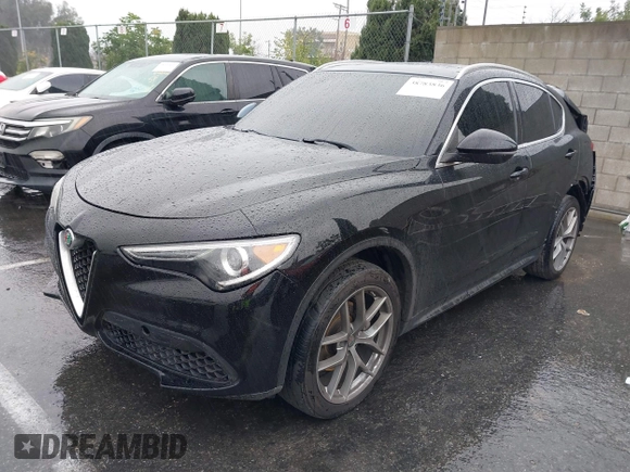 2018 Alfa Romeo Stelvio z VIN ZASFAKANXJ7C23921, wystawiony jako IAAI lot #38783836 z przebiegiem 93 482 mil mil oraz . Historia ofert i sprzedaży dostępna na DreamBid. Obrazek 17.