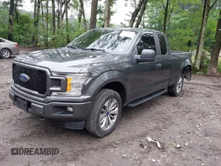 2018 Ford F-150 XL z VIN 1FTEX1EPXJFA67913, wystawiony jako IAAI lot #42264824 z przebiegiem 60 058 mil mil oraz . Historia ofert i sprzedaży dostępna na DreamBid. Obrazek 2.