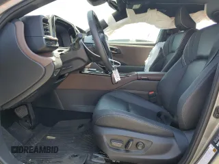 2024 Toyota Crown XLE with VIN JTDAAAAF3R3029482, listed as a Copart auction lot 59044565 with 7,544 mi miles and Salvage title. Bid and sale history available at DreamBid. Image 7.