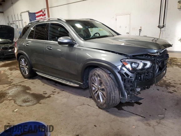 2022 Mercedes-Benz GLE 450 with VIN 4JGFB5KB3NA601982, listed as a Copart auction lot 46053525 with 32,653 mi miles and Salvage title. Bid and sale history available at DreamBid. Image 4.