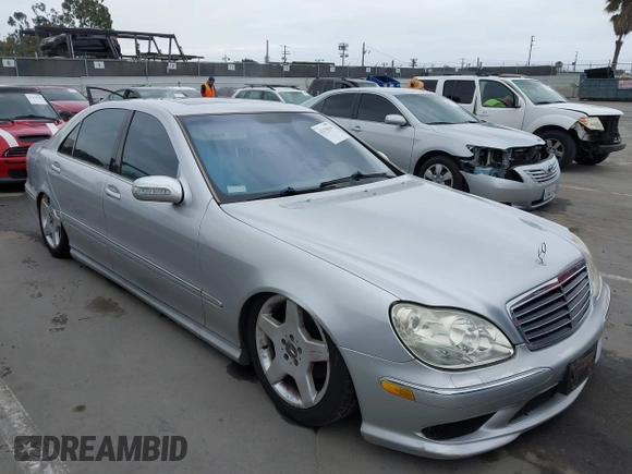 2003 Mercedes-Benz S-Class 4.3L with VIN WDBNG70J03A362023, listed as a IAAI auction lot 42110141 with 94,052 mi miles. Bid and sale history available at carsss.com. Image 1.