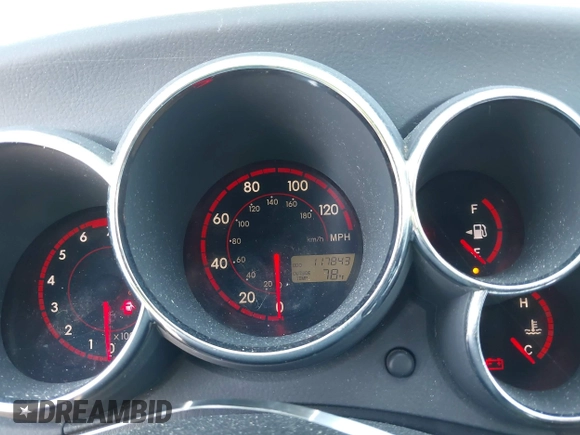 2004 Pontiac Vibe z VIN 5Y2SL62824Z424030, wystawiony jako IAAI lot #42637139 z przebiegiem 117 843 mil mil oraz . Historia ofert i sprzedaży dostępna na DreamBid. Obrazek 7.