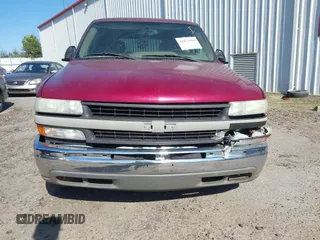 2004 Chevrolet Tahoe LS z VIN 1GNEC13V24R236605, wystawiony jako IAAI lot #41872398 z przebiegiem Nie podano mil oraz . Historia ofert i sprzedaży dostępna na DreamBid. Obrazek 6.