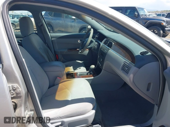 2007 Buick LaCrosse CX with VIN 2G4WC552271101706, listed as a IAAI auction lot 42148144 with 130,491 mi miles and . Bid and sale history available at DreamBid. Image 5.