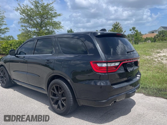 2016 Dodge Durango R/T with VIN 1C4SDHCT2GC476969, listed as a Copart auction lot 61194115 with 86,000 mi miles and Clean title. Bid and sale history available at DreamBid. Image 3.