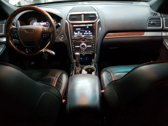 2016 Ford Explorer Platinum with VIN 1FM5K8HT9GGC70998, listed as a Copart auction lot 60282655 with 155,266 mi miles and Clean title. Bid and sale history available at DreamBid. Image 8.
