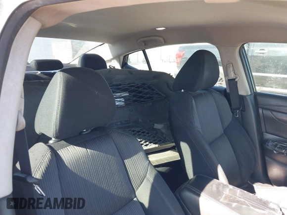 2016 Nissan Maxima SR with VIN 1N4AA6AP2GC429977, listed as a IAAI auction lot 38529802 with 194,511 mi miles and . Bid and sale history available at DreamBid. Image 8.