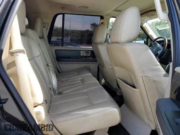 2015 Lincoln Navigator z VIN 5LMJJ2HT5FEJ06248, wystawiony jako Copart lot #52876645 z przebiegiem 270 523 mil mil oraz Szkoda całkowita • Salvage title. Historia ofert i sprzedaży dostępna na DreamBid. Obrazek 11.