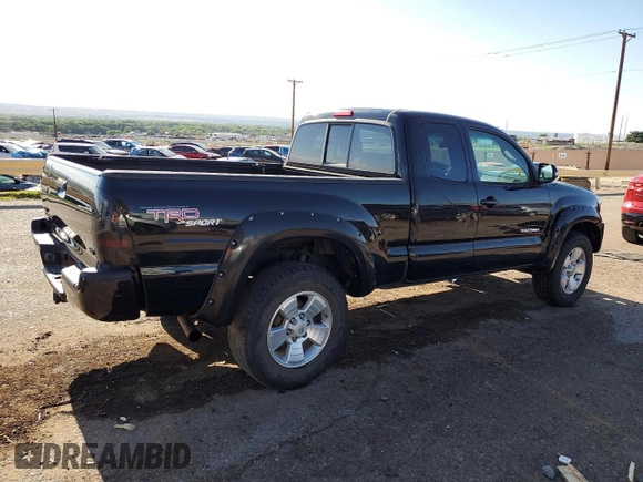 2013 Toyota Tacoma with VIN 5TFUU4ENXDX082950, listed as a Copart auction lot 62703915 with 166,733 mi miles and Salvage title. Bid and sale history available at DreamBid. Image 3.