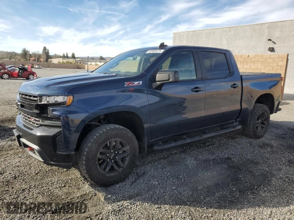 2020 Chevrolet Silverado 1500 LT Trail Boss with VIN 1GCPYFED1LZ306811, listed as a Copart auction lot 42993575 with 107,386 mi miles and Salvage Title. Bid and sale history available at carsss.com. Image 1.