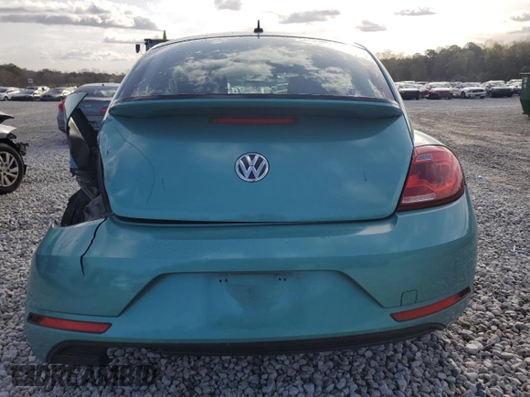 2018 Volkswagen Beetle with VIN 3VWFD7AT4JM716511, listed as a Copart auction lot 49031175 with 91,456 mi miles and Salvage Title. Bid and sale history available at DreamBid. Image 6.