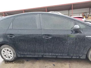 2014 Toyota Prius Two z VIN JTDZN3EU6EJ008417, wystawiony jako IAAI lot #41461847 z przebiegiem 81 524 mil mil oraz . Historia ofert i sprzedaży dostępna na DreamBid. Obrazek 14.