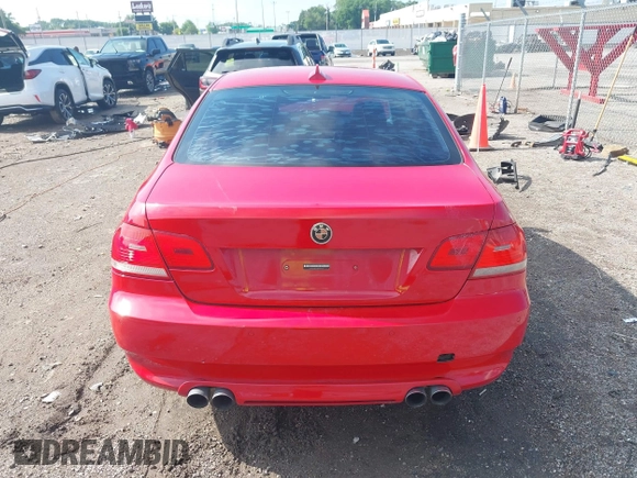 2007 BMW 3 Series 335i z VIN WBAWB73567P155445, wystawiony jako IAAI lot #42210524 z przebiegiem Nie podano mil oraz . Historia ofert i sprzedaży dostępna na DreamBid. Obrazek 17.