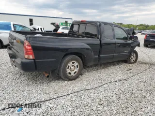 2015 Toyota Tacoma with VIN 5TFTX4CN2FX059963, listed as a Copart auction lot 52439765 with 292,720 mi miles and Salvage title. Bid and sale history available at DreamBid. Image 3.