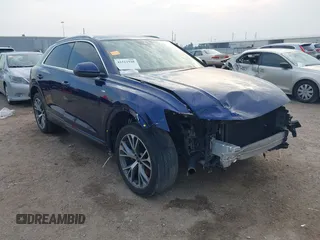 2021 Audi Q8 Premium Plus z VIN WA1EVAF17MD007971, wystawiony jako IAAI lot #41511948 z przebiegiem 60 025 mil mil oraz . Historia ofert i sprzedaży dostępna na DreamBid. Obrazek 1.