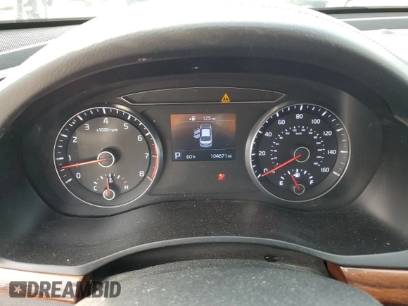 2019 Kia Cadenza Technology with VIN KNALC4J10K5159526, listed as a Copart auction lot 72820654 with 104,671 mi miles and Salvage Title. Bid and sale history available at carsss.com. Image 9.