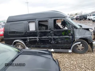 2002 Chevrolet Express with VIN 1GBFG15RX21198820, listed as a IAAI auction lot 41215536 with Not Provided miles. Bid and sale history available at carsss.com. Image 13.