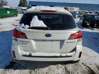 2013 Subaru Outback 2.5i z VIN 4S4BRCAC4D1225770, wystawiony jako Copart lot #88504585 z przebiegiem 131 196 mil mil oraz Czysty tytuł • Clean title. Historia ofert i sprzedaży dostępna na DreamBid. Obrazek 6.