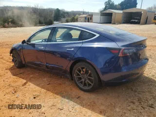 2018 Tesla Model 3 Long Range Battery z VIN 5YJ3E1EB8JF120548, wystawiony jako Copart lot #49389795 z przebiegiem 68 884 mil mil oraz Szkoda całkowita • Salvage title. Historia ofert i sprzedaży dostępna na DreamBid. Obrazek 2.