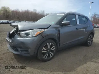 2019 Nissan Kicks S with VIN 3N1CP5CU2KL532749, listed as a Copart auction lot 51682655 with 136,070 mi miles and Clean Title. Bid and sale history available at carsss.com. Image 1.