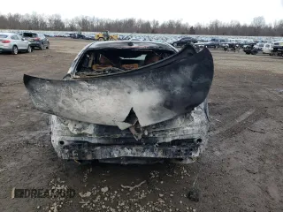 2015 Lexus LS 460 z VIN JTHCL5EF7F5023557, wystawiony jako Copart lot #42178425 z przebiegiem Nie podano mil oraz Szkoda całkowita • Salvage title. Historia ofert i sprzedaży dostępna na DreamBid. Obrazek 6.