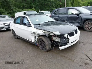 2008 BMW 3 Series 328xi with VIN WBAVC73588KP39532, listed as a IAAI auction lot 42512477 with 111,646 mi miles and . Bid and sale history available at DreamBid. Image 1.