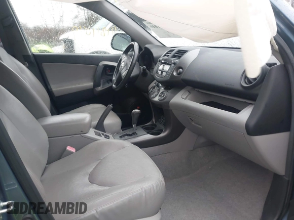 2009 Toyota RAV4 Ltd with VIN JTMBK31V59D003142, listed as a IAAI auction lot 41811049 with 108,516 mi miles. Bid and sale history available at carsss.com. Image 5.