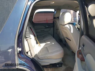 2007 Chevrolet Tahoe LTZ with VIN 1GNFC13017R285839, listed as a IAAI auction lot 42002091 with 210,039 mi miles and . Bid and sale history available at DreamBid. Image 8.