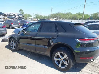 2019 Porsche Macan z VIN WP1AA2A58KLB00807, wystawiony jako IAAI lot #41893729 z przebiegiem 73 808 mil mil oraz . Historia ofert i sprzedaży dostępna na DreamBid. Obrazek 14.