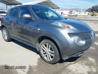 2011 Nissan Juke SL with VIN JN8AF5MR2BT015663, listed as a IAAI auction lot 41878579 with 120,611 mi miles. Bid and sale history available at carsss.com. Image 1.