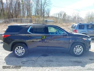 2018 Chevrolet Traverse LT Cloth with VIN 1GNERGKW2JJ263972, listed as a IAAI auction lot 41774086 with 112,296 mi miles. Bid and sale history available at carsss.com. Image 14.