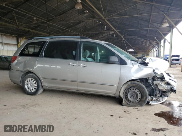 2004 Toyota Sienna CE with VIN 5TDZA23C94S187828, listed as a Copart auction lot 49094645 with 236,132 mi miles and Salvage Title. Bid and sale history available at carsss.com. Image 4.
