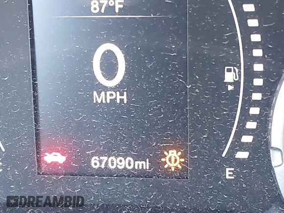 2020 Jeep Renegade Altitude with VIN ZACNJABB0LPL78967, listed as a IAAI auction lot 41423967 with 67,090 mi miles and . Bid and sale history available at DreamBid. Image 14.