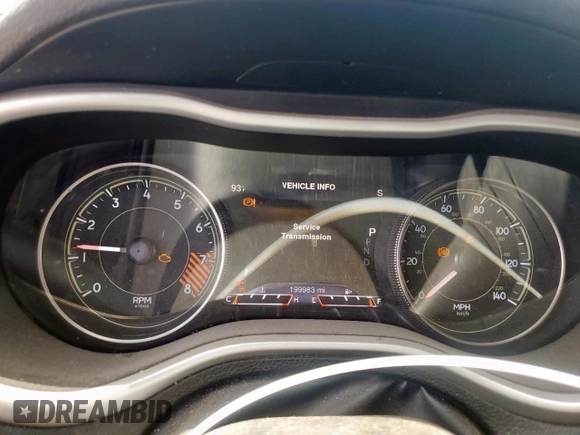 2014 Jeep Cherokee Trailhawk with VIN 1C4PJMBS0EW185737, listed as a Copart auction lot 63463015 with 199,983 mi miles and Clean title. Bid and sale history available at DreamBid. Image 9.