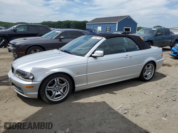 2002 BMW 3 Series 330Ci with VIN WBABS53432EV89840, listed as a Copart auction lot 61902775 with 123,796 mi miles and Clean title. Bid and sale history available at DreamBid. Image 1.