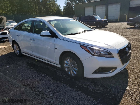 2017 Hyundai Sonata Hybrid SE with VIN KMHE24L36HA063070, listed as a Copart auction lot 74846114 with 139,264 mi miles and Clean Title. Bid and sale history available at carsss.com. Image 4.