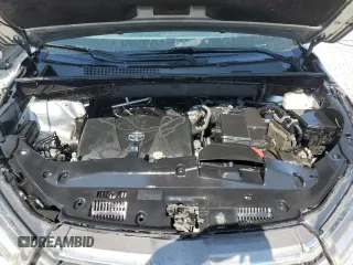 2018 Toyota Highlander Limited with VIN 5TDDZRFH9JS892062, listed as a Copart auction lot 60504915 with 108,059 mi miles and Salvage title. Bid and sale history available at DreamBid. Image 11.