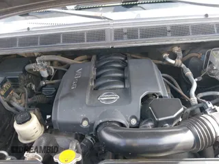 2004 Nissan Titan SE with VIN 1N6AA06A04N567056, listed as a IAAI auction lot 42044609 with 122,174 mi miles. Bid and sale history available at carsss.com. Image 10.