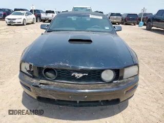 2009 Ford Mustang GT with VIN 1ZVHT85H795126585, listed as a Copart auction lot 64639495 with 140,661 mi miles and Salvage title. Bid and sale history available at DreamBid. Image 5.