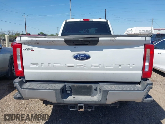 2023 Ford F-250 XL with VIN 1FT7W2BT2PEC30233, listed as a IAAI auction lot 41937400 with 162,574 mi miles and . Bid and sale history available at DreamBid. Image 16.