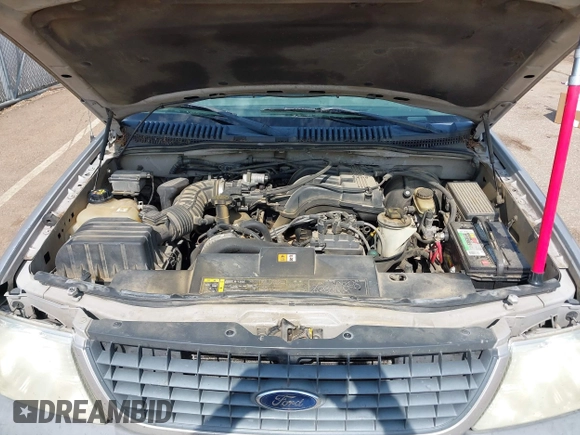 2003 Ford Explorer XLS z VIN 1FMZU62K83UB62366, wystawiony jako IAAI lot #42177950 z przebiegiem 288 243 mil mil oraz . Historia ofert i sprzedaży dostępna na DreamBid. Obrazek 12.